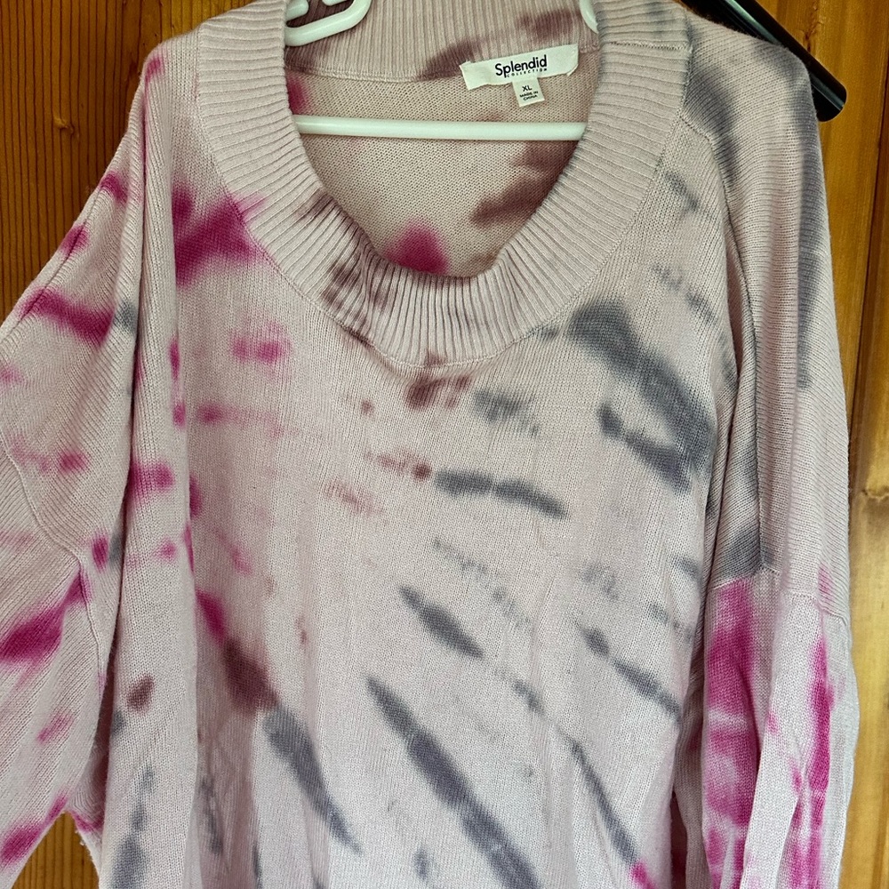 Splendid pink tie dye sweatshirt